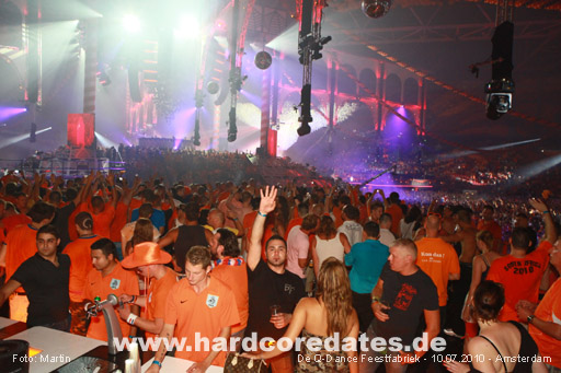 www_hardcoredates_de_de_q_dance_feestfabriek_00380918